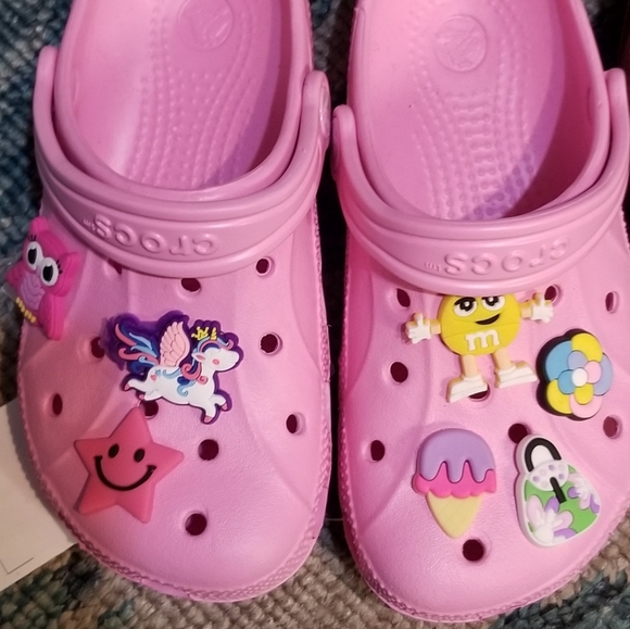 Crocs/Jibbitz - Picture 16 of 16